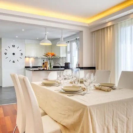 Baia Cliff View, A In Madeira * Фуншал