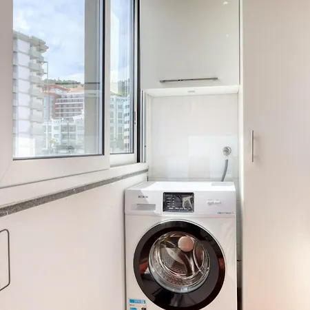 Baia Cliff View, A In Madeira *