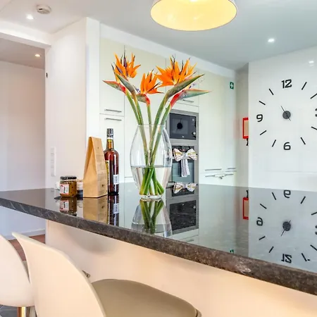 Baia Cliff View, A In Madeira * Фуншал