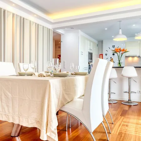 Baia Cliff View, A In Madeira Apartamento *