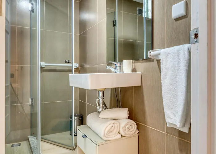 Baia Cliff View, A In Madeira *