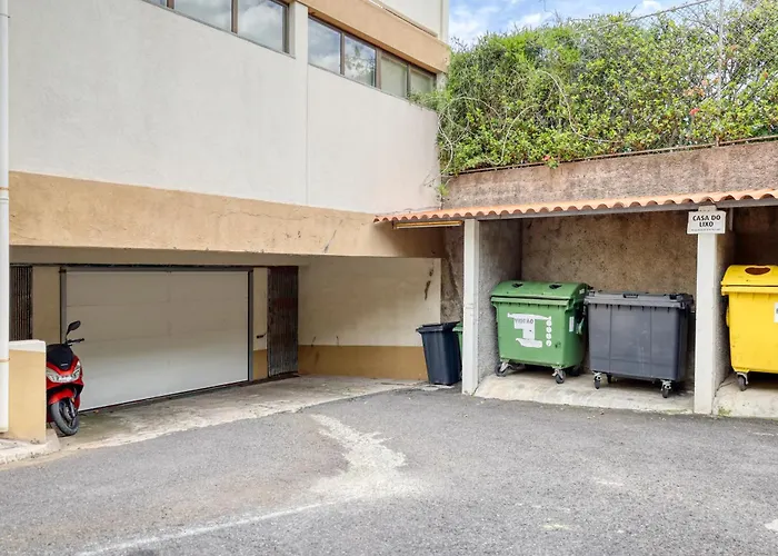 Baia Cliff View, A In Madeira