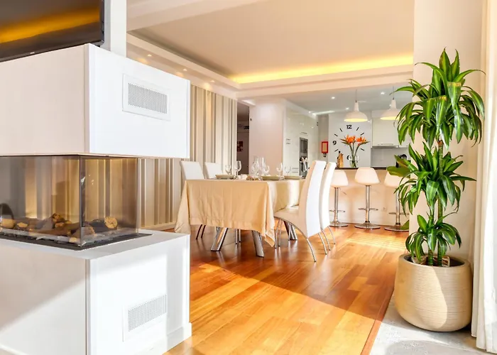 Baia Cliff View, A In Madeira * Funchal (Madeira)